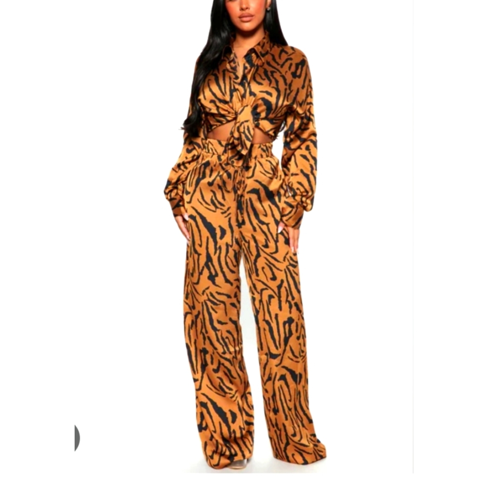 Fashion Nova 2pc Pant set